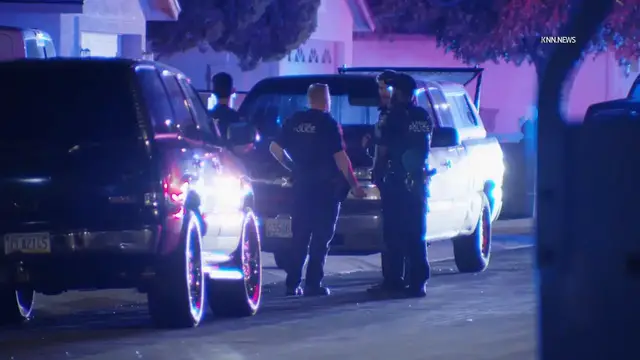 Video thumbnail for US, Phoenix: Glendale Cavalier Drive Triple Shooting Investigation.