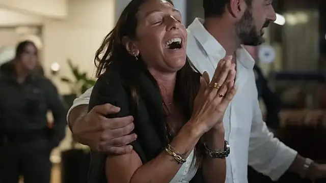 Video thumbnail for Passengers of diverted flydubai flight land in Israel