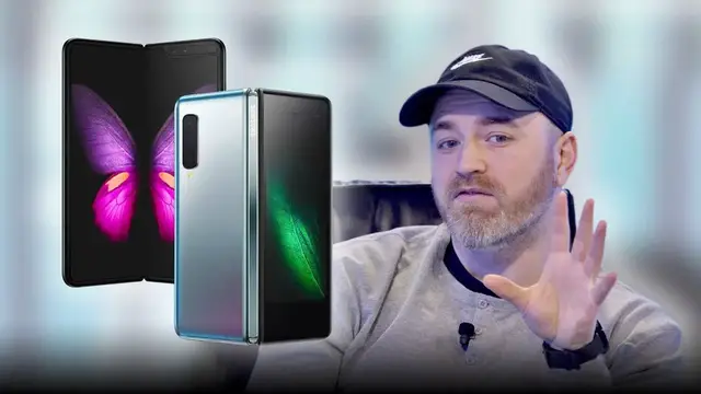 Video thumbnail for Samsung Galaxy Fold - NEW Hands On Footage