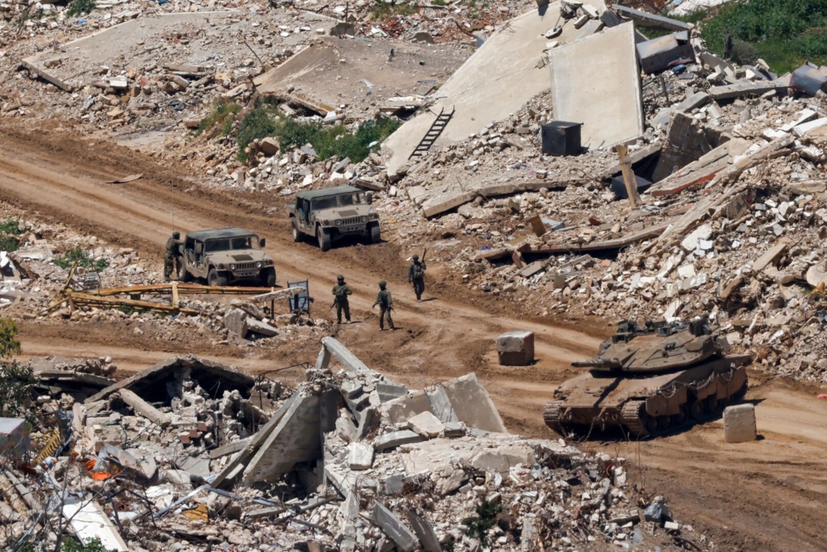 Video thumbnail for Southern Lebanon demolitions: Israeli forces wipe out entire villages and towns