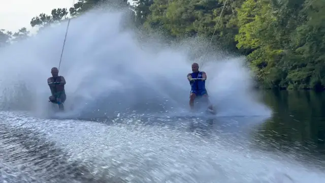 Video thumbnail for Barefoot Water Skiing With a One Legged Man