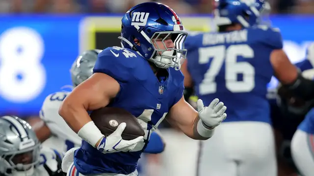 Video thumbnail for Forecasting Performance: Giants vs. Rams Matchup Insight