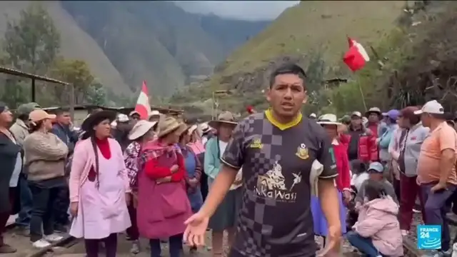 Video thumbnail for Peru evacuates 1,600 tourists from Machu Picchu amid protest