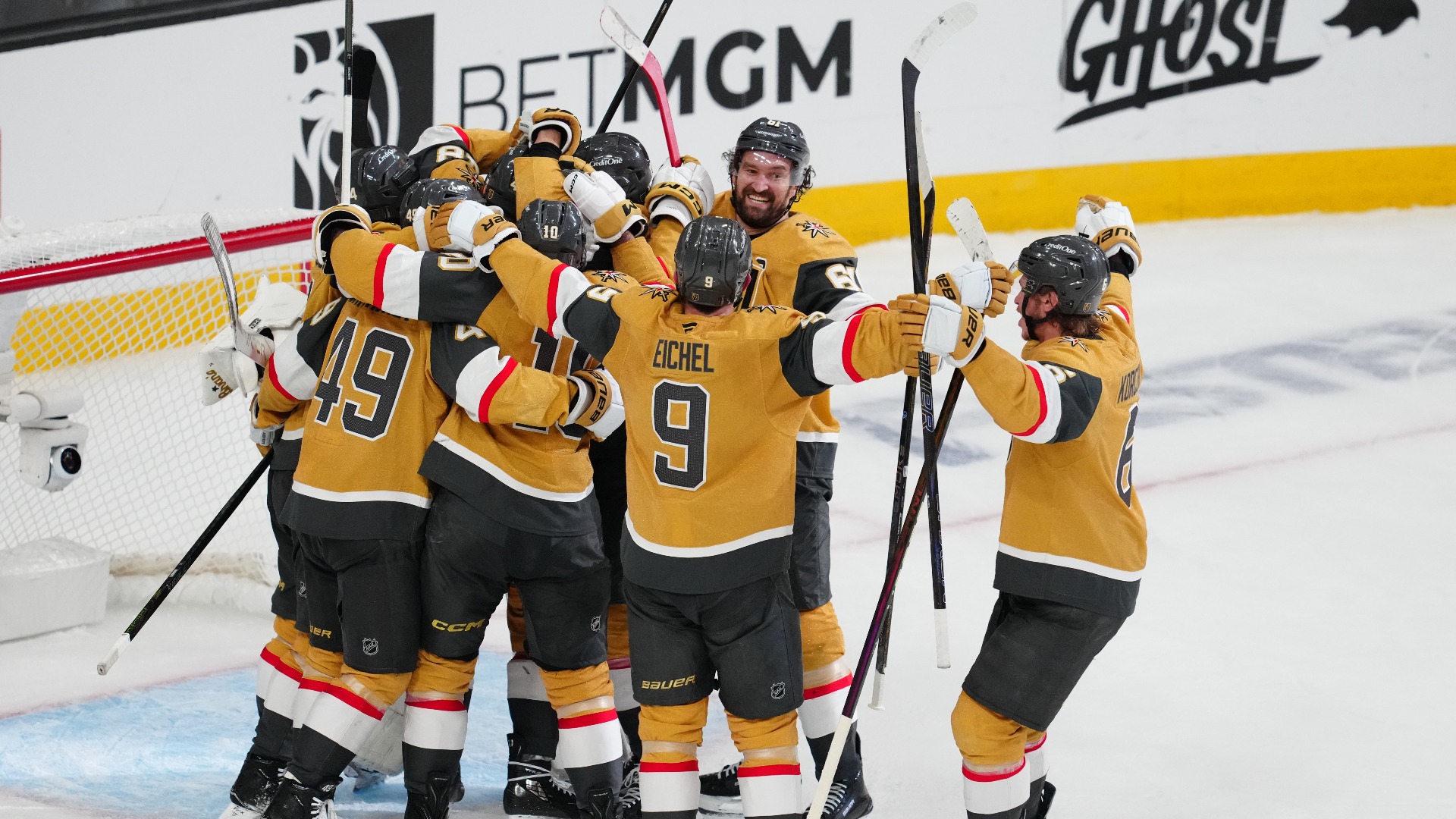 Video thumbnail for Carolina and Vegas Favorites for Stanley Cup Showdown
