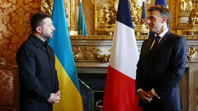 Video thumbnail for What is the Coalition of the Willing that is meeting in Paris?