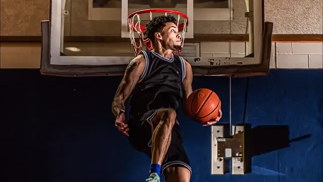 'Video thumbnail for Isaiah Rivera Doing Crazy Dunks!'