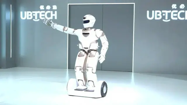 Video thumbnail for China: Robotics set to become major business opportunity across industries: chairman of 48 Group.