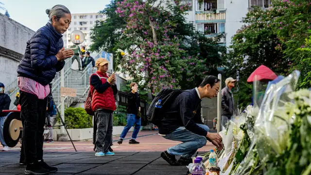 Video thumbnail for Hong Kong apartment fire survivors share how they escaped