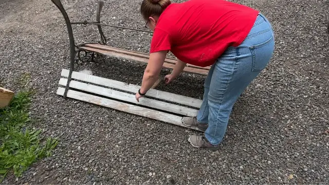 Video thumbnail for She Cuts Up An Old Bench For This Brilliant Backyard Masterpiece