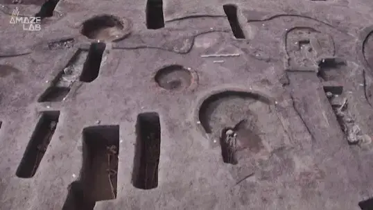 Video thumbnail for Behind the tombs: insights into two ancient eras