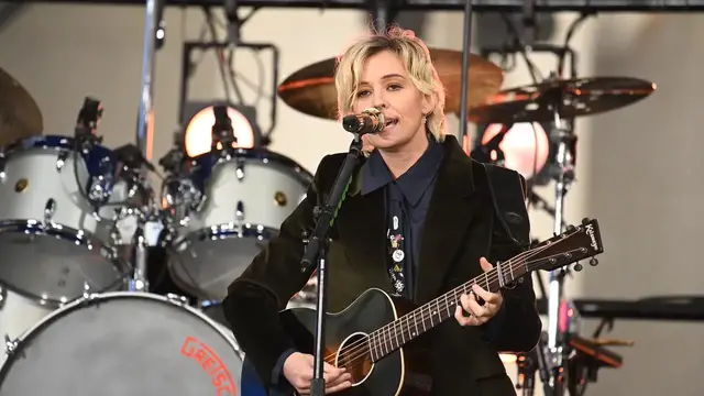 Video thumbnail for NY: Today Show Citi Concert Series Featuring Brandi Carlile 9.
