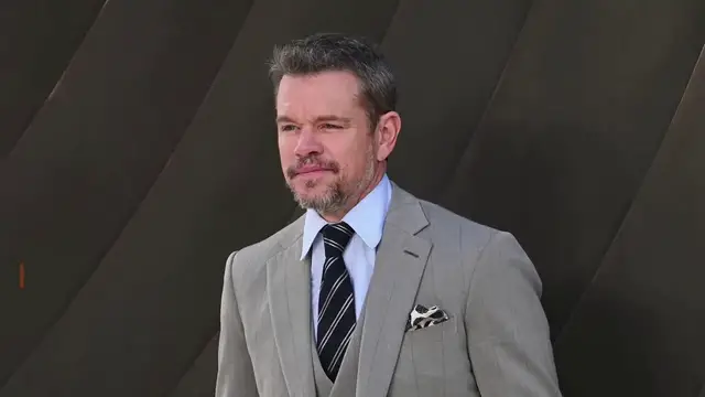 Video thumbnail for Le régime draconien sans gluten de Matt Damon pour L'«Odyssée».