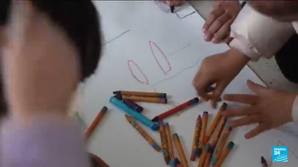 Video thumbnail for War in Lebanon: Art to provide psychological support to children