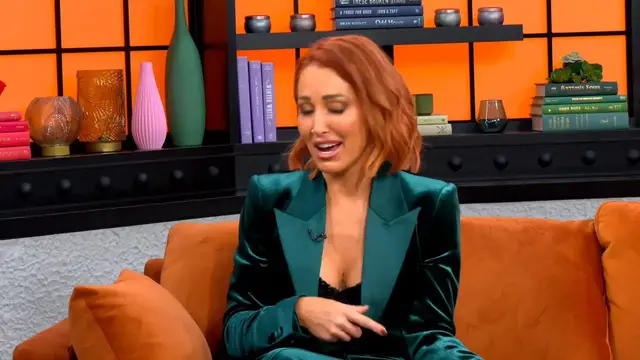 'Video thumbnail for Mary Bonnet Says She's "Open To Friendships" With Any Of Her 'Selling Sunset' Co-Stars'