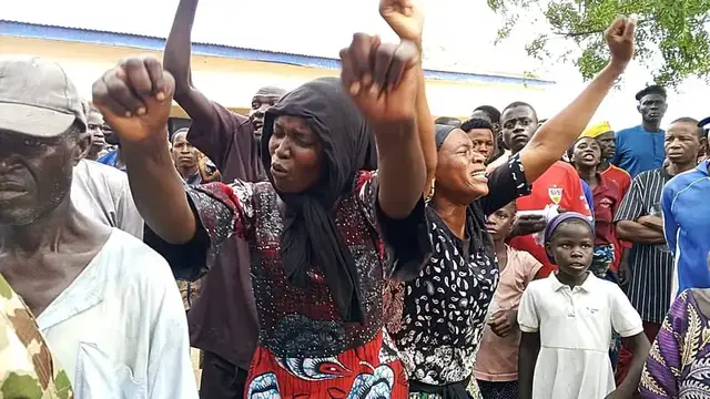Video thumbnail for Joy in Nigeria's Oyo State as abducted students reunite with relatives