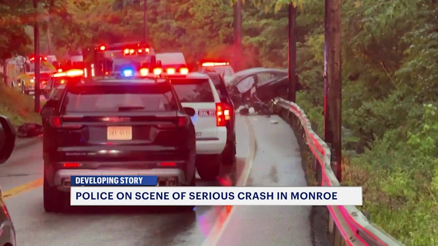 Video thumbnail for Police respond to serious crash in Monroe