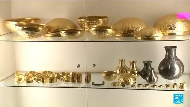 Video thumbnail for Spain's Villena Treasure stolen in four-minute museum heist