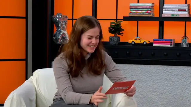 Video thumbnail for 'Jingle Bell Heist' Star Olivia Holt Is Aware That Her Last 3 Movies Have All Been Holiday-Themed