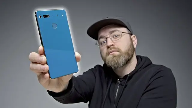 Video thumbnail for The Essential Phone Is Back!