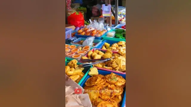 Video thumbnail for 12 Best Street Food Cities in the World  #shorts #streetfood
