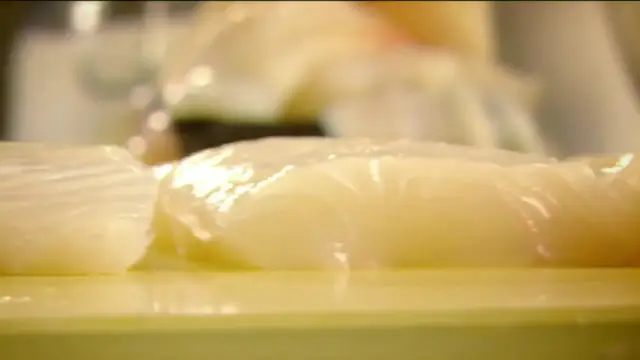 Video thumbnail for Gordon Ramsay's Tandoori Spiced Halibut ¦ The F Word (720p 24fps)