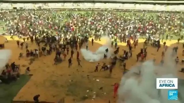 'Video thumbnail for Kenya police fire at mourners after violence erupts at viewing of body of ex-Premier Odinga'