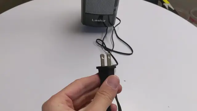 Video thumbnail for Honest Review Of The Lasko Ceramic Element Heater!