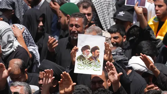 Video thumbnail for The symbolism of Ali Khamenei’s funeral, from Iran to Iraq