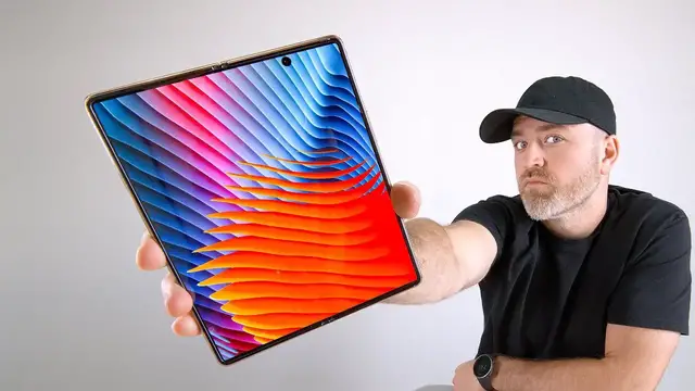 'Video thumbnail for Samsung Galaxy Z Fold 2 Unboxing'