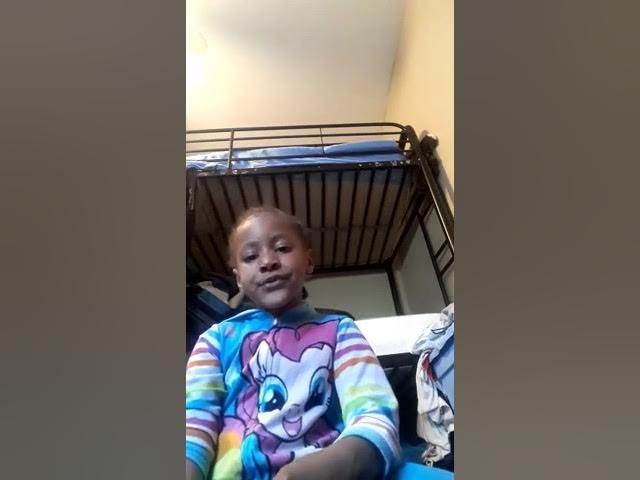 Video thumbnail for Auna Bond leaves her Nana a DUO message.