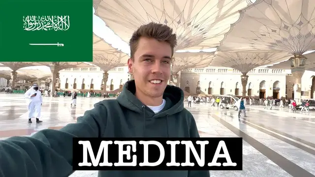 'Video thumbnail for MEDINA, SAUDI ARABIA جاي يصلي في المسجد النبوي'