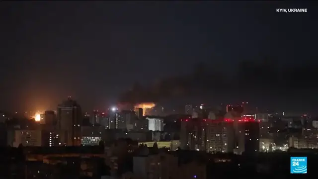 Video thumbnail for Kyiv: 9 dead and 22 hurt in missile attack