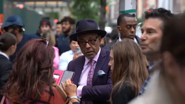Video thumbnail for Türkiye: Breaking Bad actor Giancarlo Esposito embraces Islam in Saudi Arabia: Report.