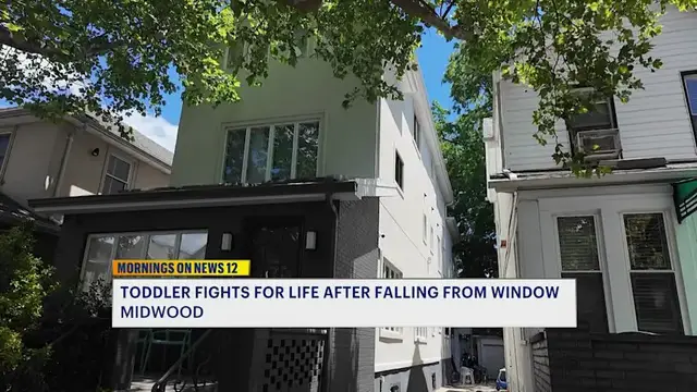 Video thumbnail for 2-year-old girl remains in critical condition after window fall in Midwood