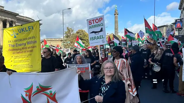 Video thumbnail for ‘Stop arming Israel’: Pro-Palestine protesters march on Labour conference