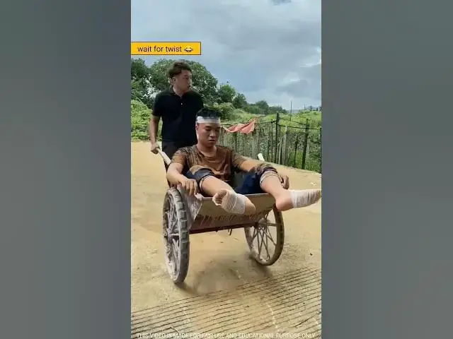 Video thumbnail for मोटे को लंगड़ा कर दिया #comedy #funny #woodworking #shortfeed #ytshorts #youtubeshorts #shortvideo