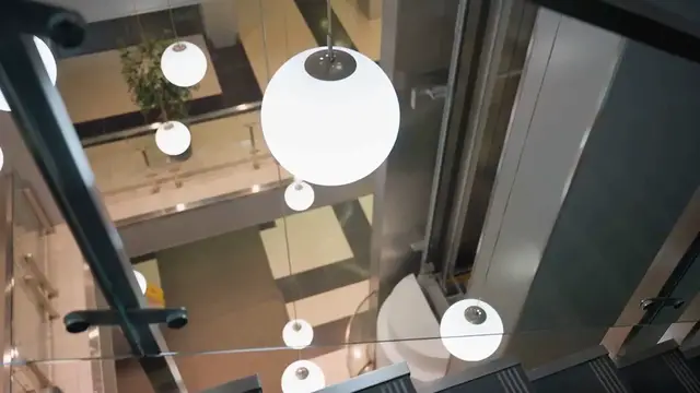 Video thumbnail for Best Materials for Modern Staircases