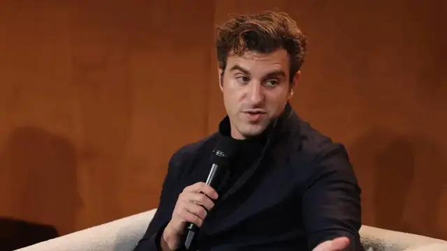 'Video thumbnail for Airbnb CEO: "The future belongs to whoever wants to go there first" - Fortune Global Forum'