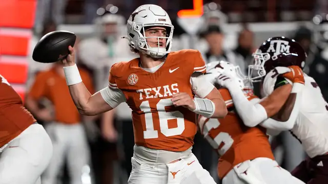 Video thumbnail for Texas QB Arch Manning: Will He Meet High Expectations?