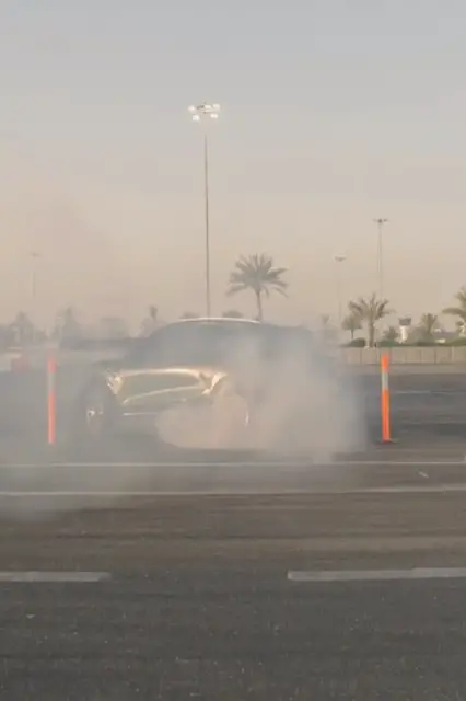 Video thumbnail for Tightest gap passed through whilst drifting an electric car - 25 cm by Chien Jui-Yu in association with Zhejiang Zeekr Intelligent Technology
