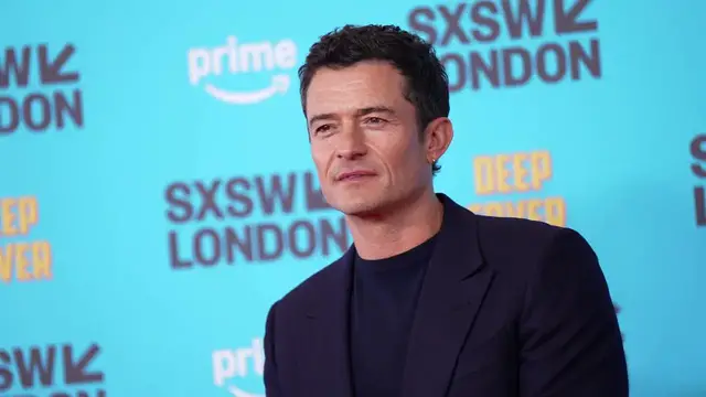 Video thumbnail for UNCAPTIONED: Orlando Bloom reportedly drops out of Reset movie at last minute.