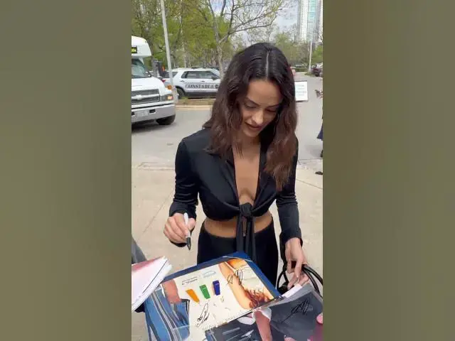 Video thumbnail for Camila Mendes Charms Fans, Signs Autographs at SXSW 2024 ‘Música’ Premiere. #CamilaMendes #Musica