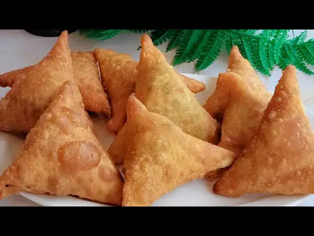 Video thumbnail for How To Make Samosas/Kenyan Famous Samosas/Snack Idea/ Party Snacks