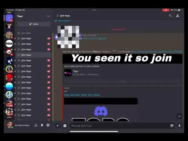 Video thumbnail for 1 bot raided my whole server 🤯