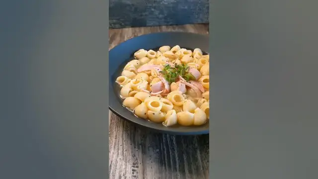 Video thumbnail for Hong Kong Breakfast Staple: Classic Macaroni Soup with Ham #youtubeshorts #macaroni #ham