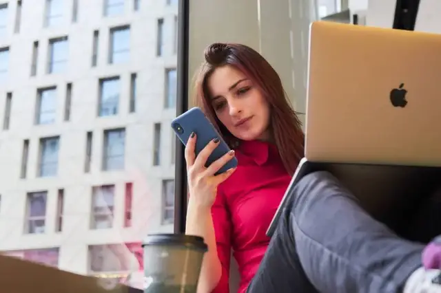 'Video thumbnail for How Bloggers Make Money Online_ The 5 Proven Strategies'