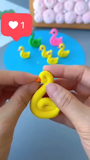 Video thumbnail for How to Make a Cute Clay Duck