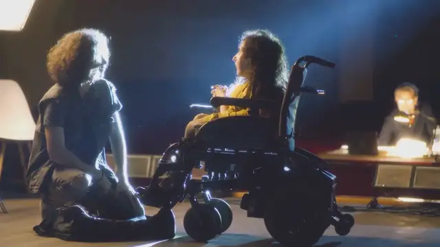 Video thumbnail for "The Untold Stories Behind Faye Dunaway's 'Chinatown' Journey Revealed in New Documentary 'Faye'"