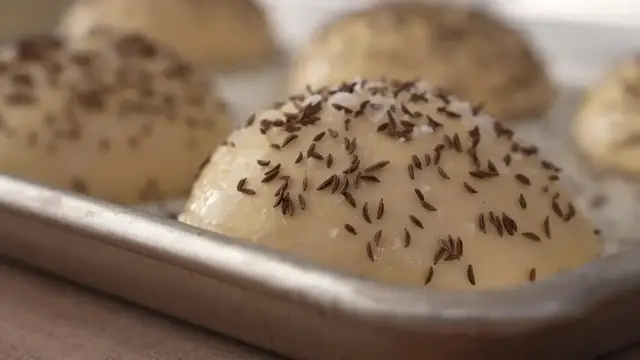 Video thumbnail for 29.BEEF ON WECK (The Absolute KING of Roast Beef Sandwiches) (1080p 30fps)