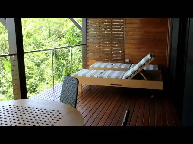Video thumbnail for Qualia Hotel and Resort Hamilton Island - Whitsunday Islands - Great Barrier Reef